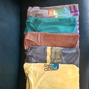 5 Old Navy tshirts mens xxl